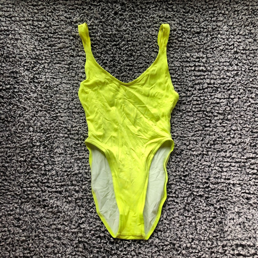 COPY - Retro Vintage 90s 80s swimsuit
